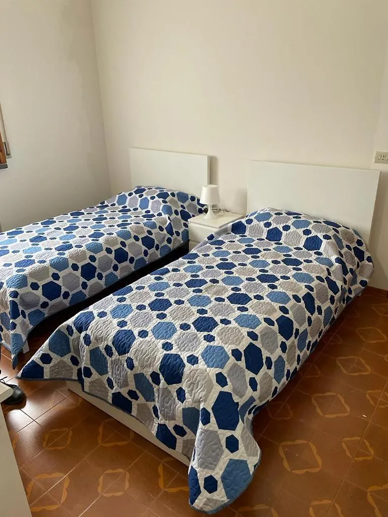 Guest House Via Emilia Marmirolo