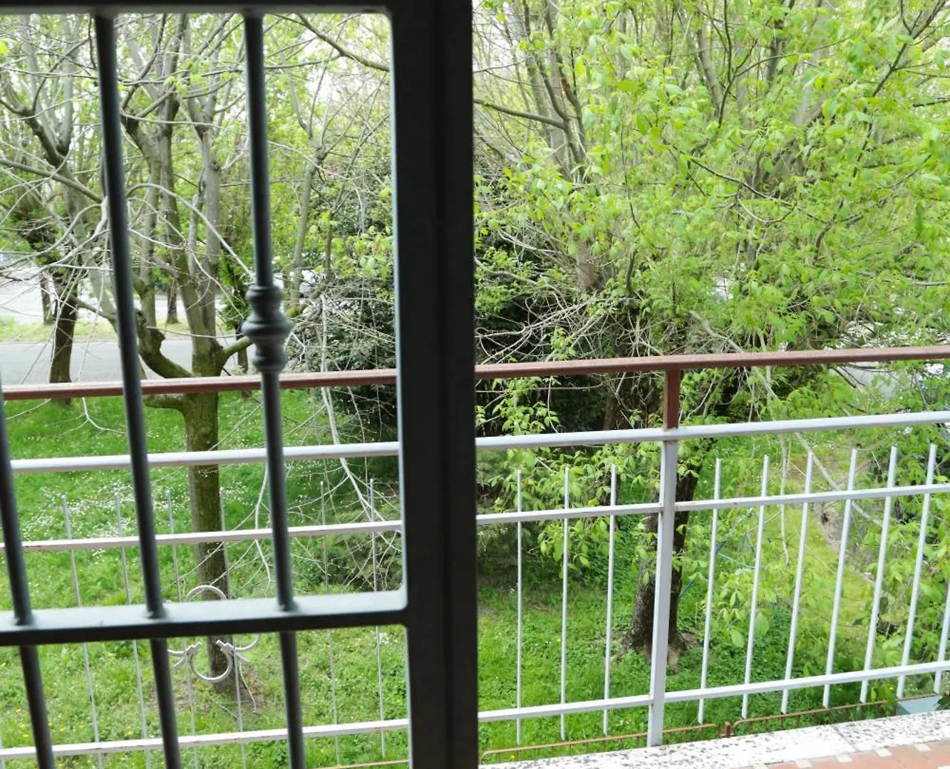Guest House Via Emilia Marmirolo