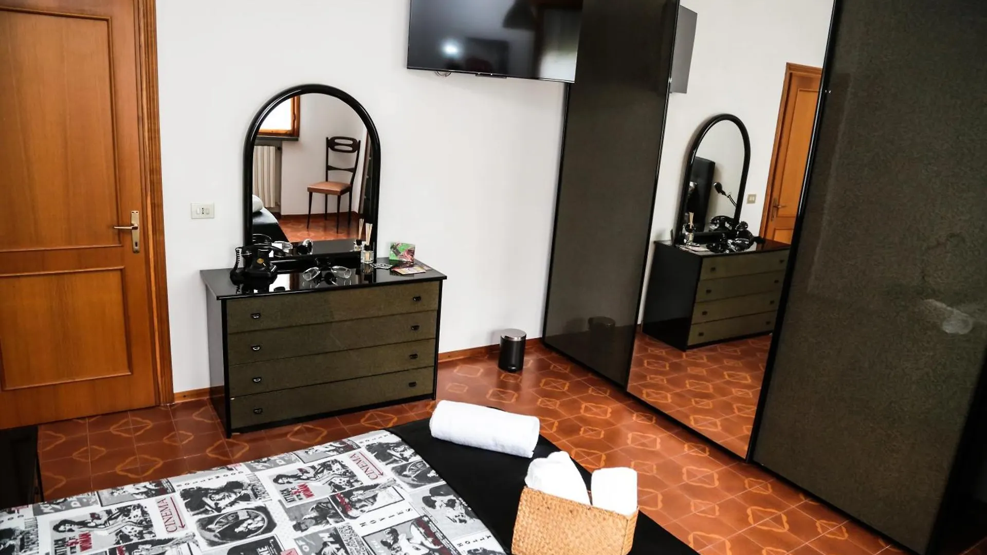 Guest House Via Emilia Marmirolo  0*, Marmirolo (Reggio Emilia) Italie